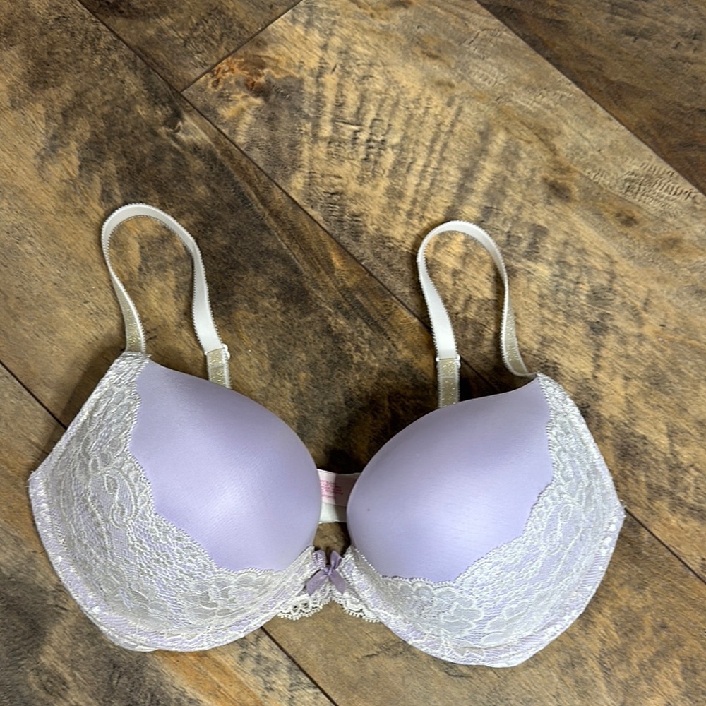 VICTORIA’S SECRET Dream Angels Padded Push-Up Bra, Size 34C, EUC